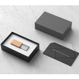 Modern crystal minimalist USB Drive Fills empty space with your memories.